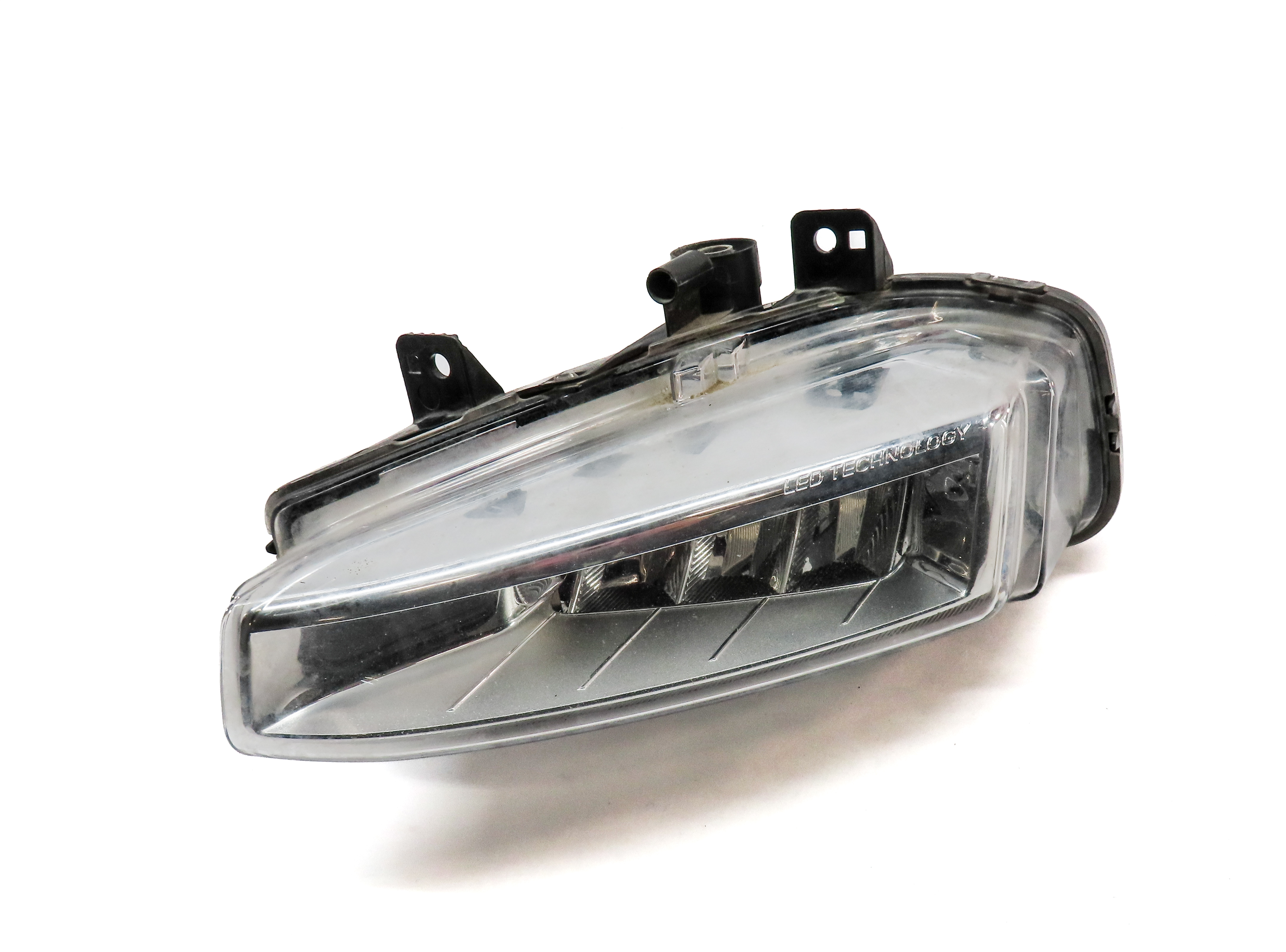 2015-2019 LAND ROVER DISCOVERY SPORT (L550) LEFT FOGLIGHT FOG LIGHT LAMP — exact item pictured
